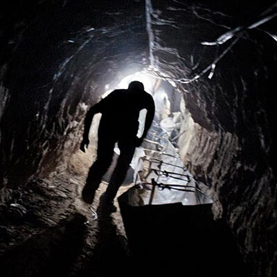 Photo of Egitto. L’esercito distrugge centinaia di tunnel della “sopravvivenza”