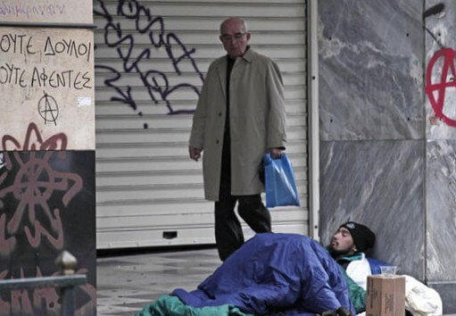 Photo of Crisi greca: quando le colpe dei grandi ricadono sui piccoli