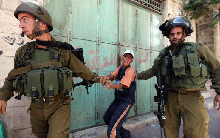 Photo of Palestina. Scontri e rabbia dopo la morte di tre giovani palestinesi