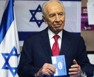 Photo of L’ipocrisia entra in scena a Davos: omaggio a Shimon Peres uomo di “Pace”