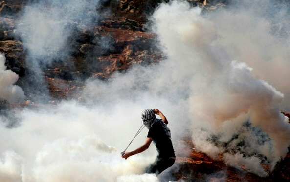 Photo of Cisgiordania. Palestinese ucciso dai lacrimogeni israeliani