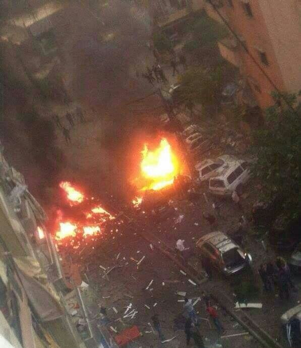 Photo of Libano. Prime immagini dell’autobomba a Beirut