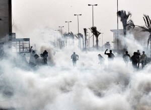Photo of Bahrain. Lacrimogeni sui manifestanti, un morto