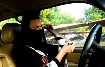 Photo of Woman in Saudi Arabia to get 150 lashes for driving