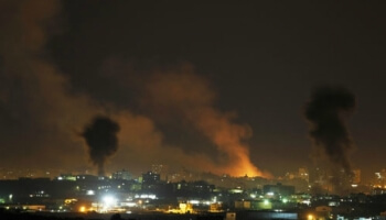 Photo of Raid israeliani su Gaza, diversi civili feriti