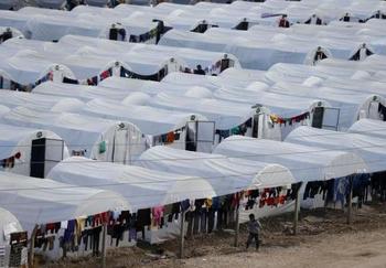 Photo of La Turchia apre il più grande campo profughi per gli sfollati di Kobani
