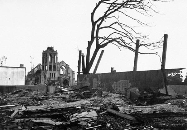 Photo of Hiroshima & Nagasaki: The Age of Apocalyptic Peril