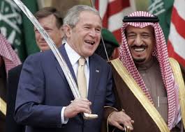 Photo of Arabia Saudita, un regime corrotto che si avvia finalmente a crollare sotto il peso dei suoi crimini