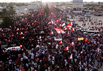 Photo of Thousands of Bahrainis protest before the trial of prominent Shia cleric ‘Sheikh Ali Salman’