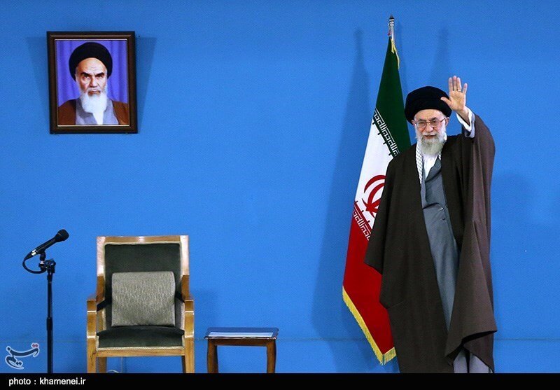 Photo of Khamenei invita gli iraniani ad essere vigili in vista delle prossime elezioni