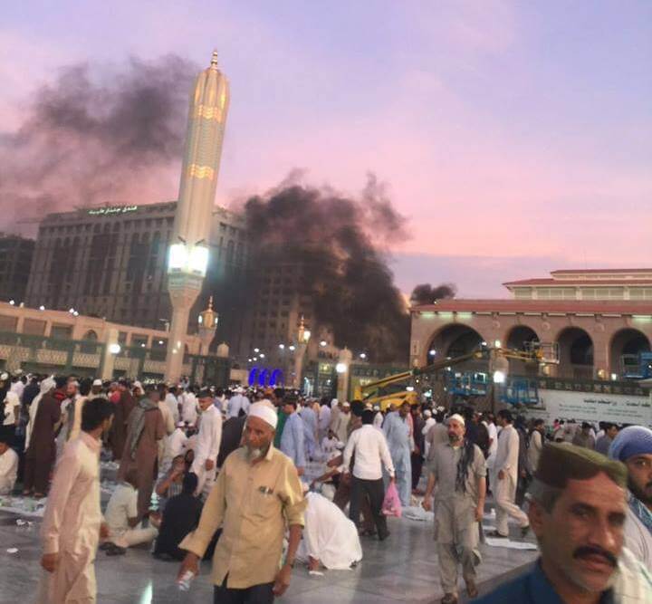 Photo of Arabia Saudita: tre (strani) attentati suicidi colpiscono anche il Regno