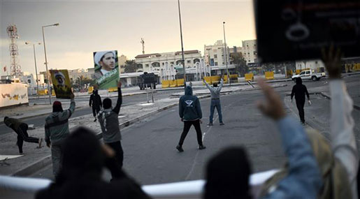 Photo of Bahrain Crackdown: Regime Forces Arrest 32 Citizens