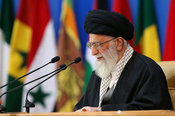 Photo of Khamenei: “Tutti i movimenti islamici devono sostenere la causa palestinese”