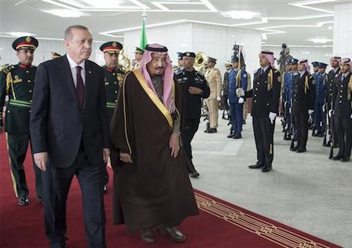 Photo of Il Re saudita Salman ospita Erdogan a Riyadh