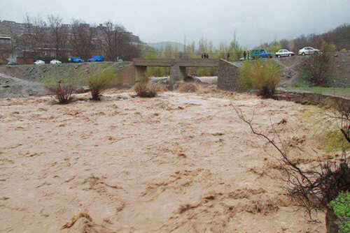 Photo of Iran: inondazioni e frane causano 35 vittime