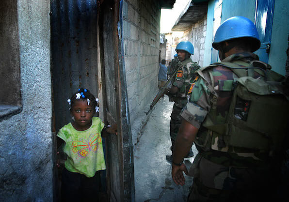 Photo of Abusi sessuali su minori: la vergogna dei caschi blu dell’Onu