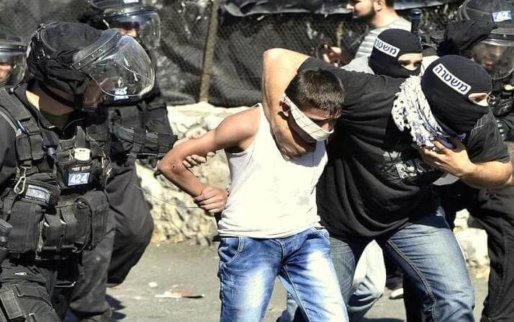 Photo of Trecento bambini palestinesi arrestati in tre mesi