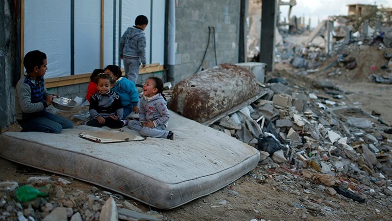 Photo of Gaza, l’80% dei bambini soffre di depressione