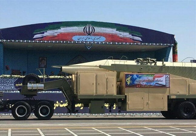 Photo of Iran: presentato nuovo missile balistico