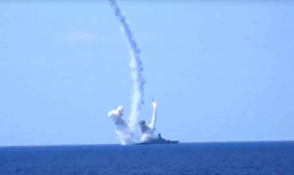 Photo of Siria: missili russi contro i “ribelli” a Dayr al-Zawr