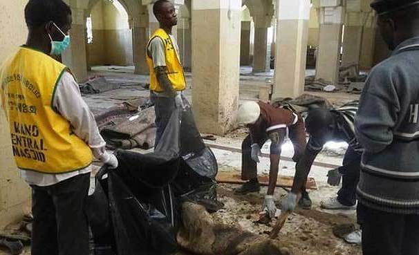 Photo of Nigeria: kamikaze fa strage in moschea