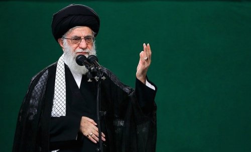Photo of Ayatollah Khamenei Sees Promising Prospect for Islamic Civilization
