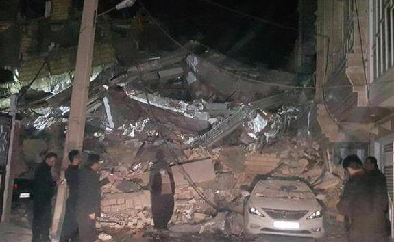 Photo of Terremoto in Iran, centinaia le vittime