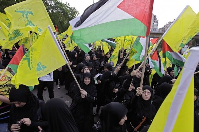Photo of Hezbollah si congratula con i palestinesi per eroica operazione di Al-Khedira