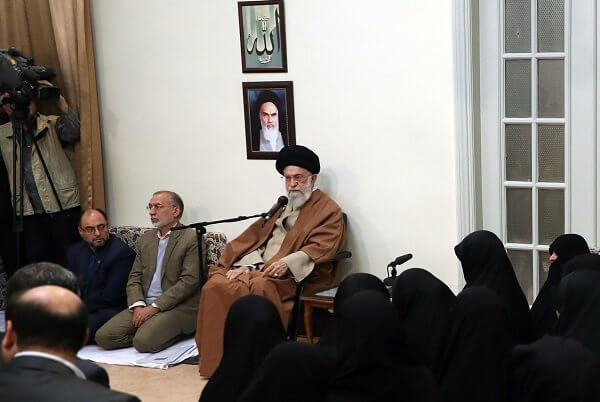 Photo of Khamenei: nemici attaccano l’Iran con ogni mezzo