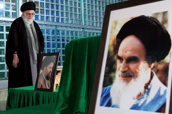 Photo of Iran: Khamenei visita mausoleo Khomeini
