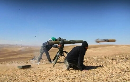 Photo of Terroristi consegnano missili americani e israeliani all’esercito siriano