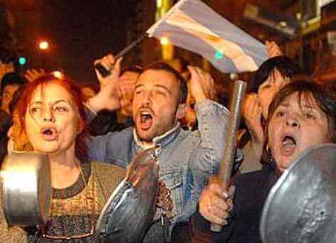 Photo of Argentina attanagliata dalla crisi economica