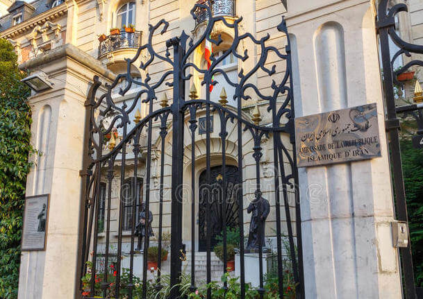 Photo of Francia: attaccata ambasciata iraniana