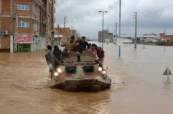 Photo of Irgc aiuta alluvionati nel sud dell’Iran