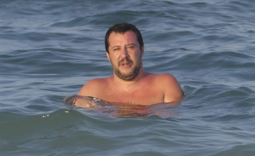 Photo of Salvini manda in vacanza il governo Giallo-Verde