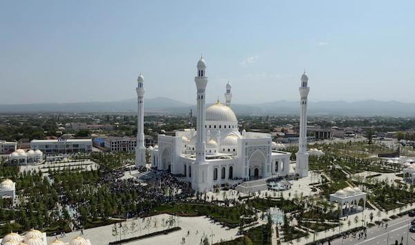 Photo of Cecenia, inaugurata la più grande moschea d’Europa