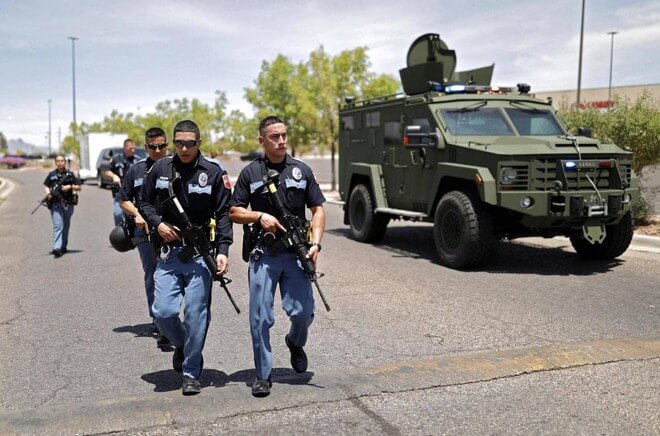 Photo of Stati Uniti: almeno 20 morti nella sparatoria a El Paso