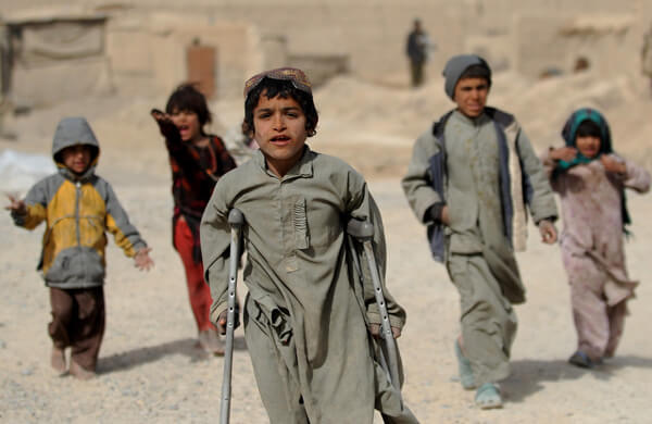 Photo of Unicef: 10 milioni di bambini afghani ridotti alla fame