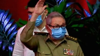 Photo of Cuba: Castro si dimette da capo Partito Comunista